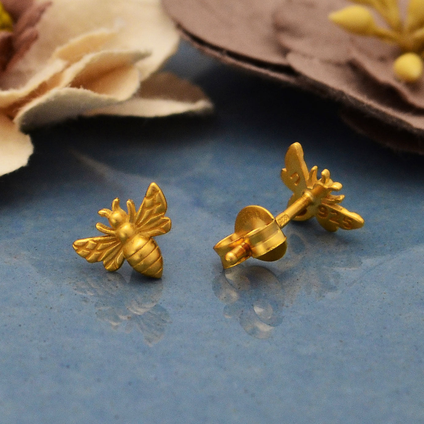 Tiny Bee Post Earrings - Poppies Beads n' More