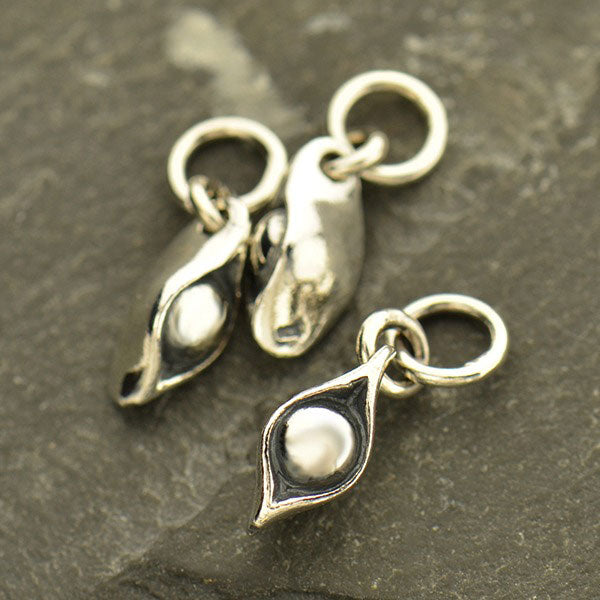 Sterling Silver One Pea in a Pod Charm - Food Charm - Poppies Beads n' More