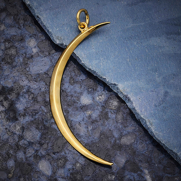 Skinny Ridged Crescent Moon Pendant - Poppies Beads n' More