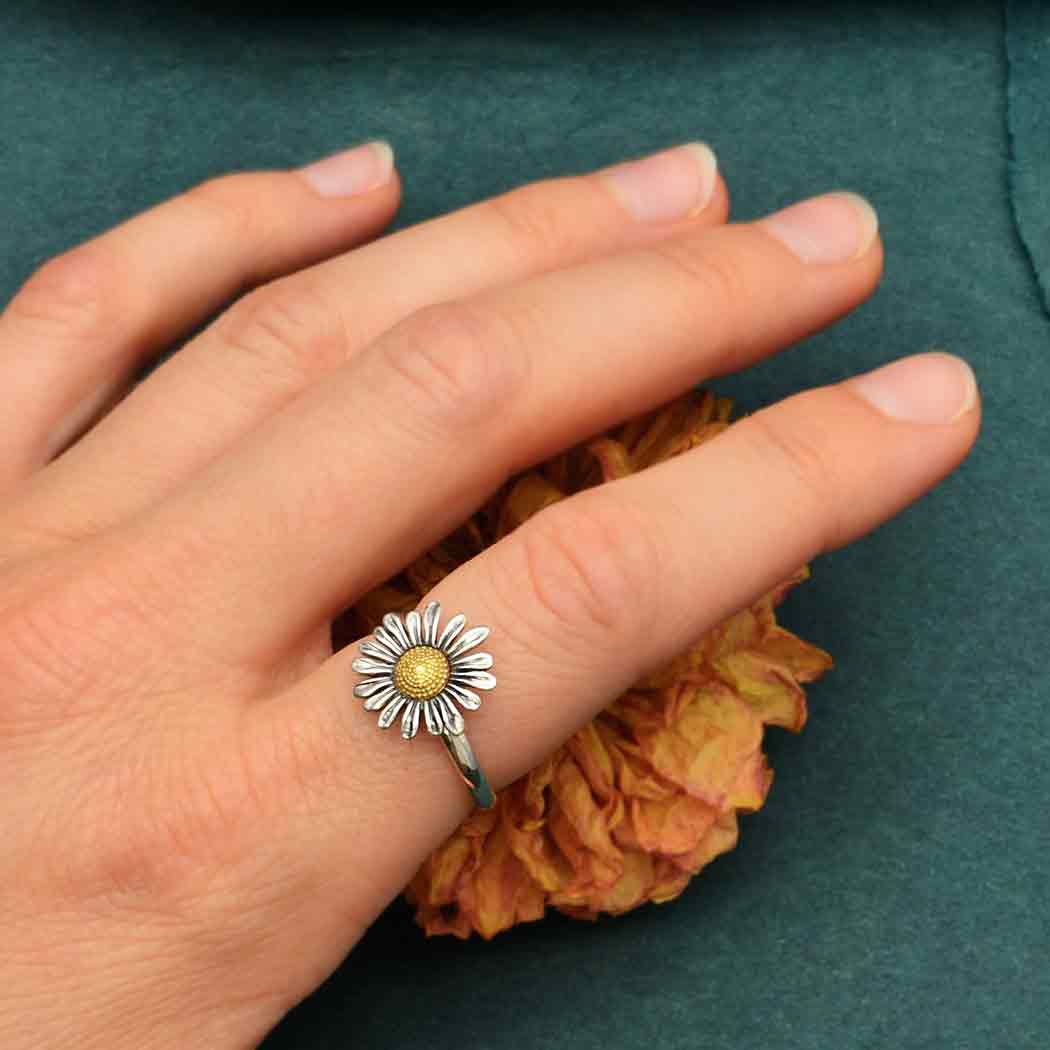 Mixed Metal Daisy Ring - Poppies Beads n' More