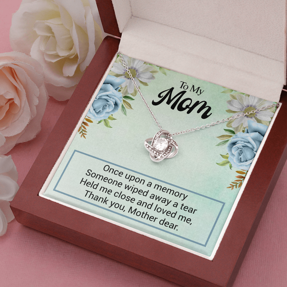 To My Mom Necklace