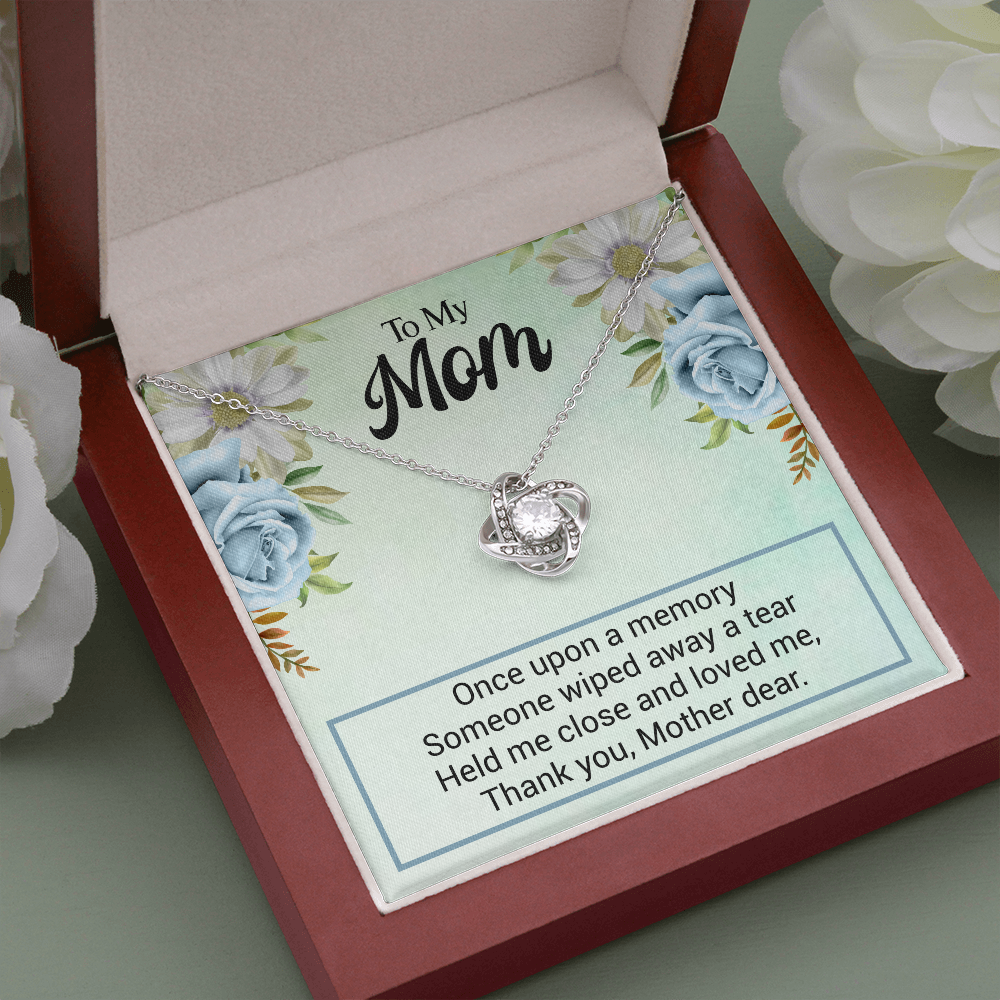 To My Mom Necklace
