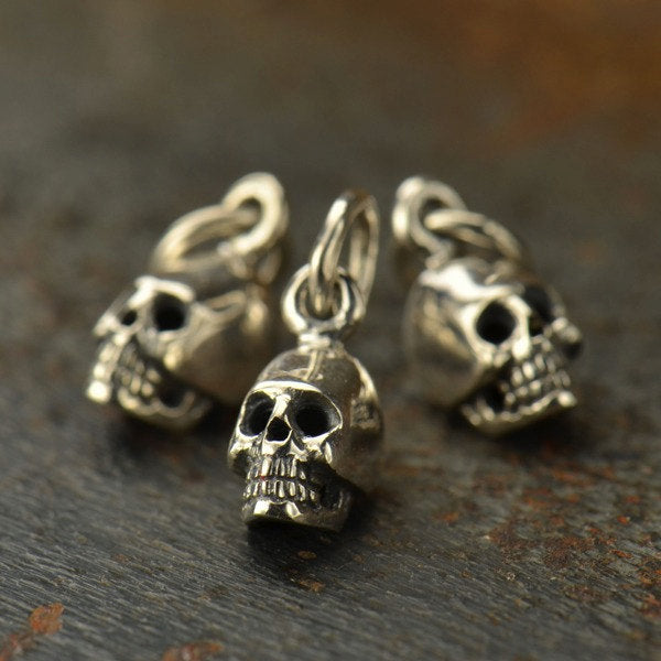 Skull Charm - Poppies Beads n' More